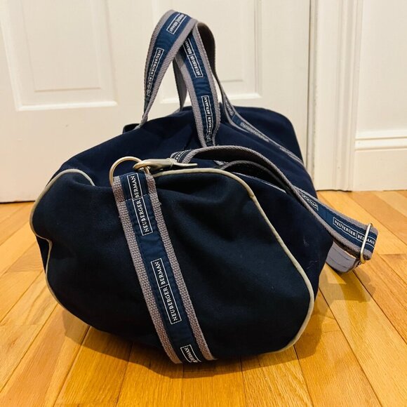 Neuberger Berman Banker Duffle Bag NEW, Authentic VERY RARE~! - Picture 4 of 6